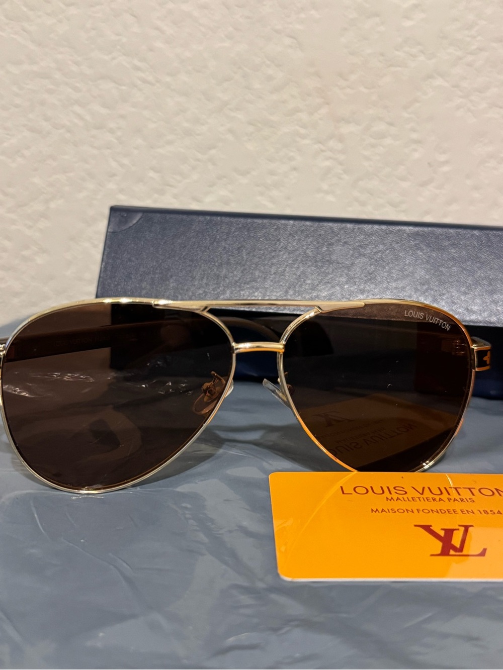 Louis Vuitton Men's Gold Frame Sunglasses with Brown Lenses